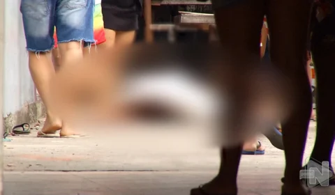 VÍDEO: homem invade casa para tentar escapar e é morto a tiros em Manaus