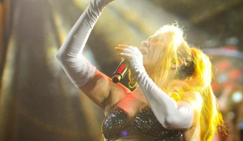 Joelma anuncia fim de afastamento e retorno aos palcos em setembro; confira