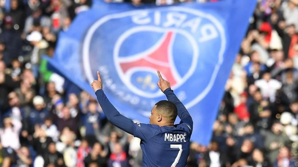 Al-Hilal entra na briga e oferece R$ 1 bilhão para contratar Mbappé