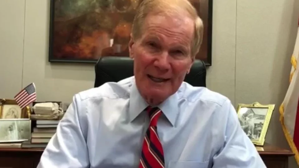 Nasa apresentará relatório sobre vida fora da terra até agosto, diz diretor