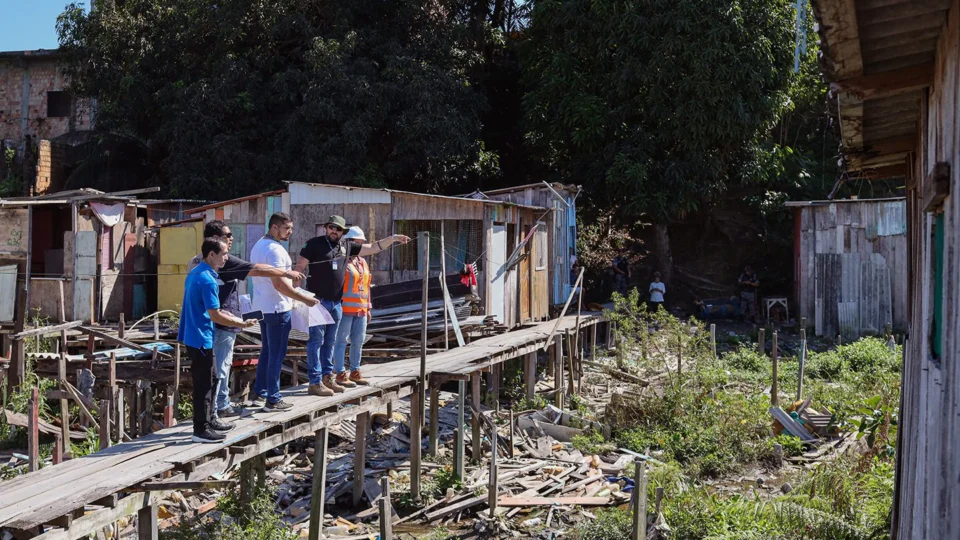 Mais de 50 ocupações irregulares no Prosamin+ são notificadas em Manaus