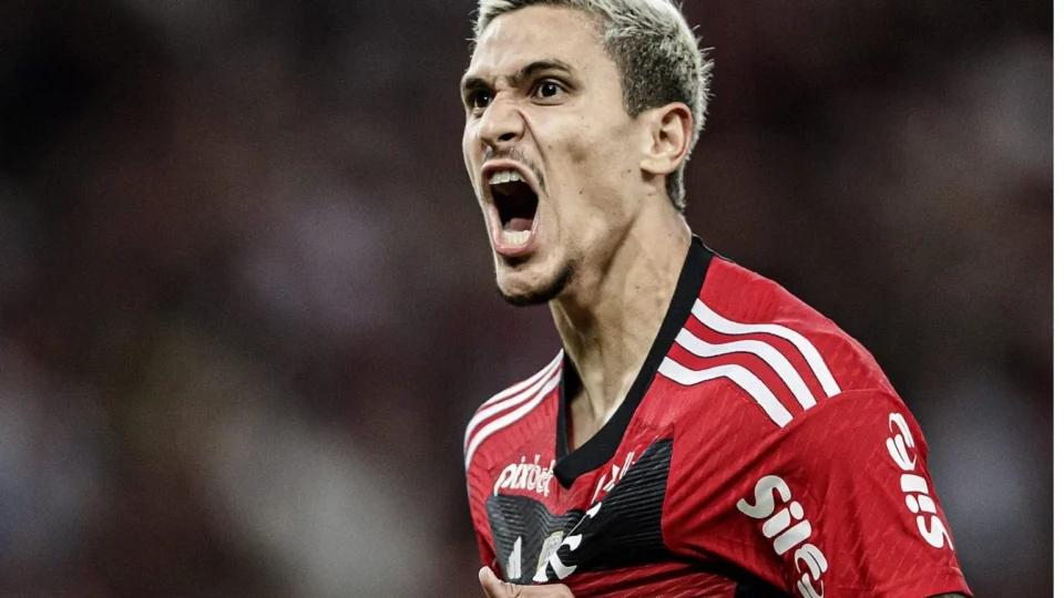 Após demitir Pablo Fernández, Flamengo decide punir Pedro por indisciplina