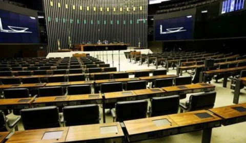 Deputados cobram acesso ao texto da reforma tributária antes da votação