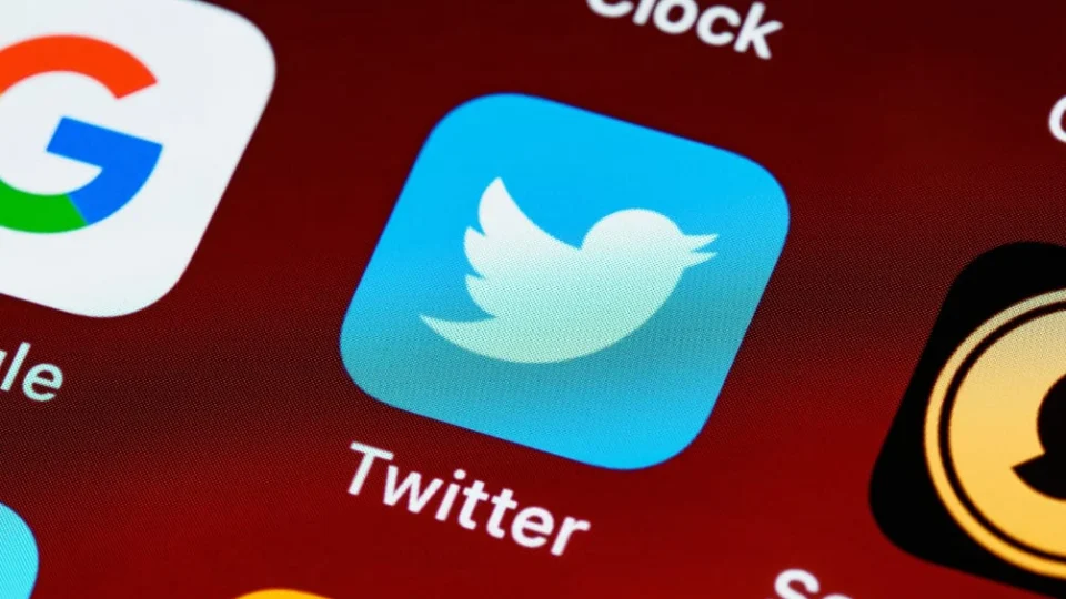 Twitter anuncia testes para monetizar publicações de criadores de conteúdo