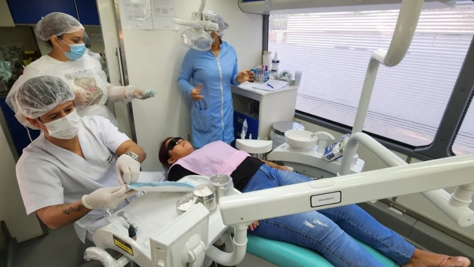 ‘Saúde Itinerante’ oferta serviços odontológicos em Boa Vista
