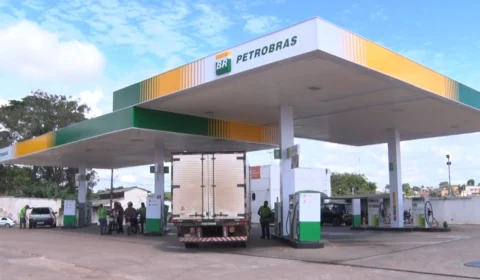 Acre tem gasolina comum mais cara do país; média é de R$ 6,35 o litro