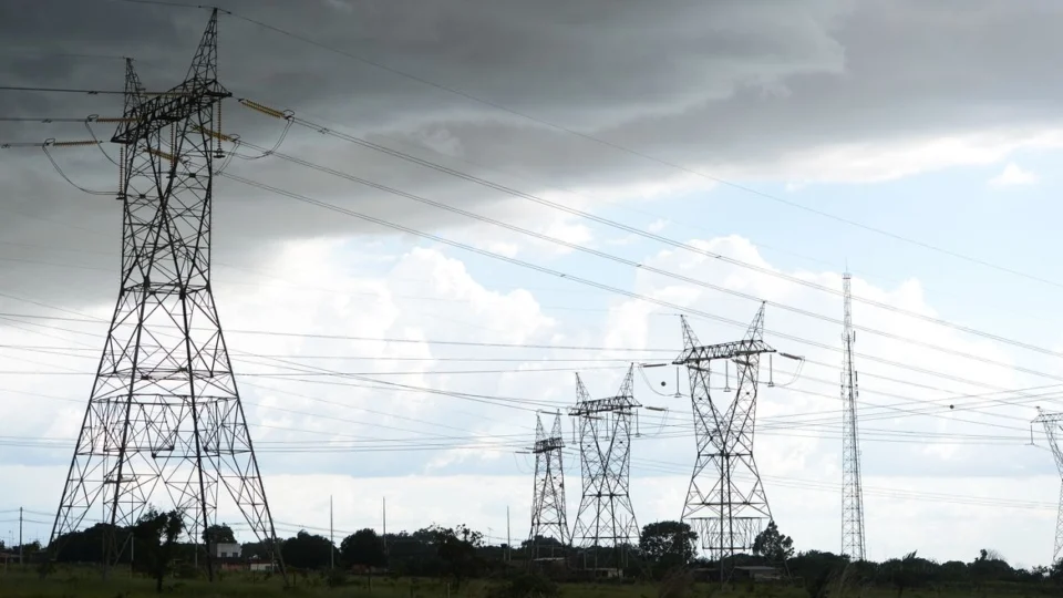 Apagão nacional foi ‘ação controlada’, alega ONS; 25 estados foram afetados