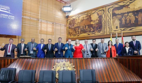 Assembleia Legislativa busca soluções para crise aérea no Acre