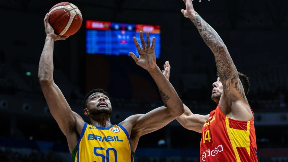 Brasil perde para Espanha pela 2ª rodada da Copa do Mundo de Basquete