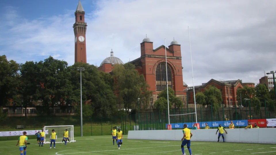 Brasil derrota Irã em estreia na Copa do Mundo de futebol de cegos