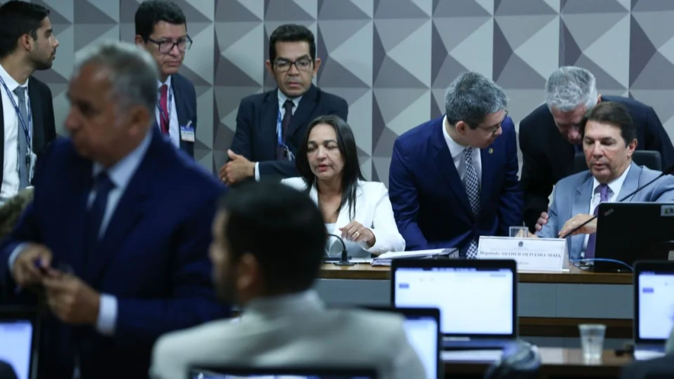 CPMI: relatora e oposição não têm acordo e comissão é cancelada