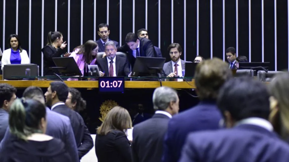 Câmara aprova arcabouço fiscal; veja como cada deputado votou