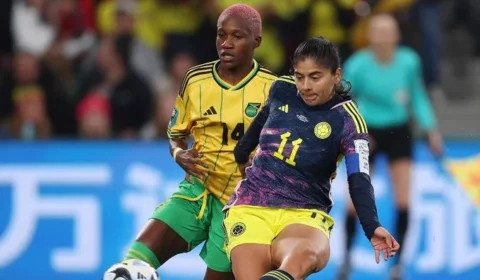 Colômbia vence Jamaica e chega às quartas de finais pela 1ª vez na história