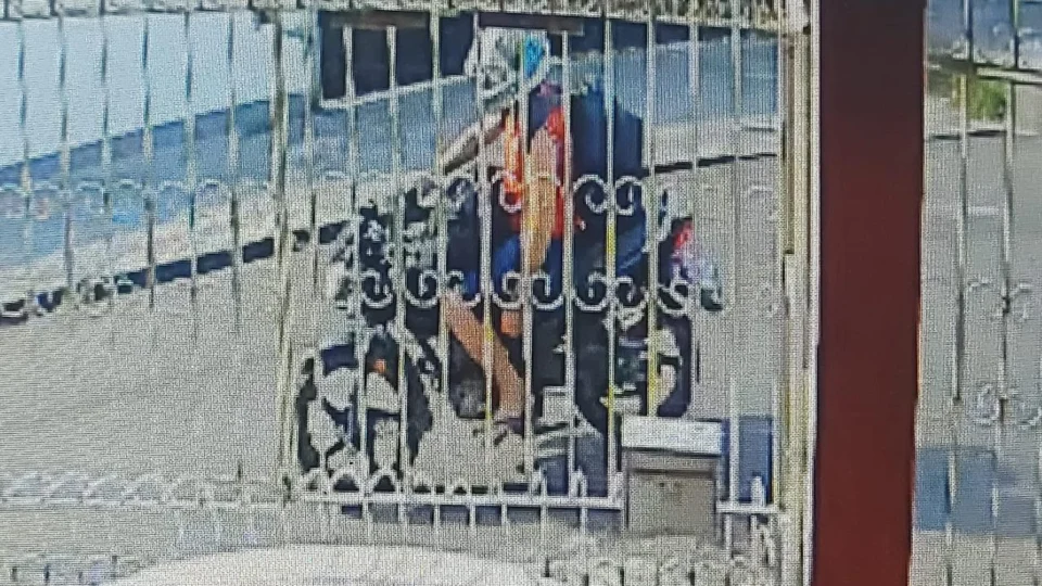 Vídeo: homem é preso por importunação sexual contra mulher em Manaus