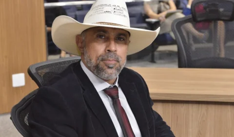 Deputado é alvo de operação da PF por suspeita de envolvimento nos atos golpistas