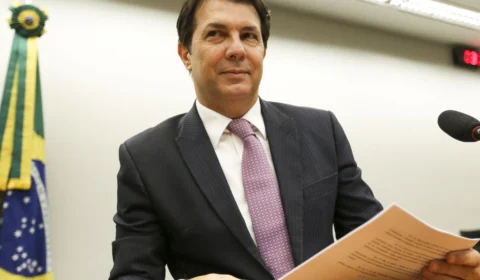 Presidente da CPI do 8/1 assina ato que impõe uma série de restrições à imprensa