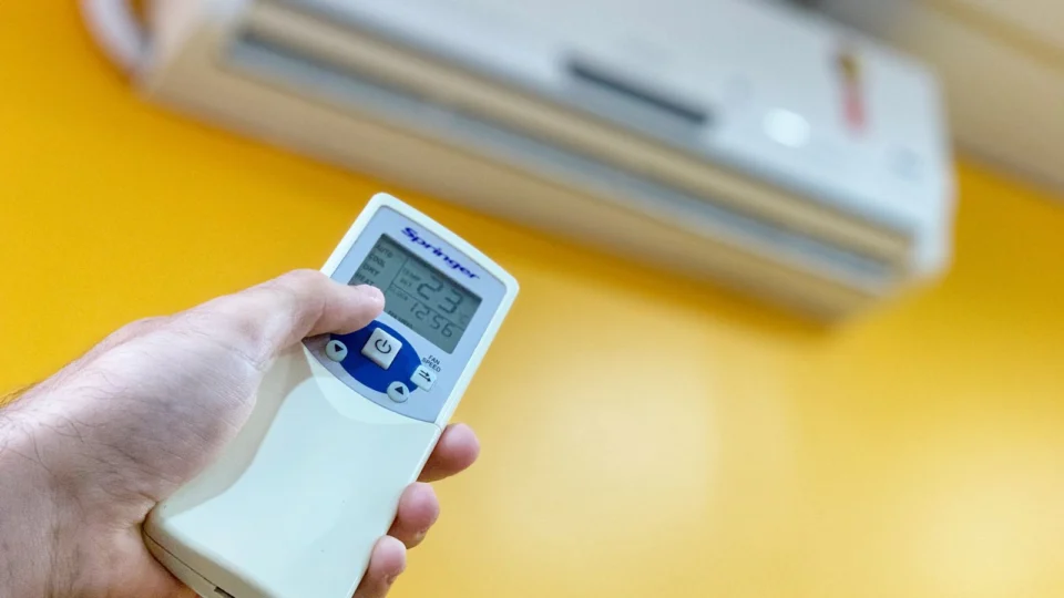 Energisa Acre alerta para cuidados com a rede elétrica em dias quentes