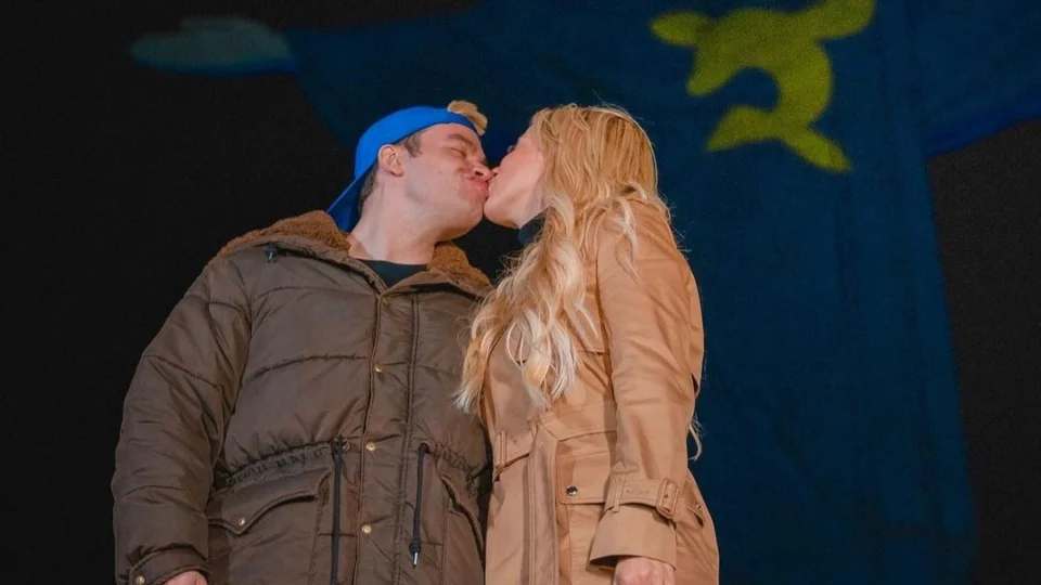 Esposa de Luccas Neto afirma ter feito terapia para lidar com dinheiro