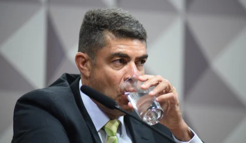 Ex-assessor de Bolsonaro diz que foi a atos golpistas e se diz arrependido