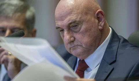 Zanin autoriza o silêncio de G. Dias na CPMI do 8 de Janeiro