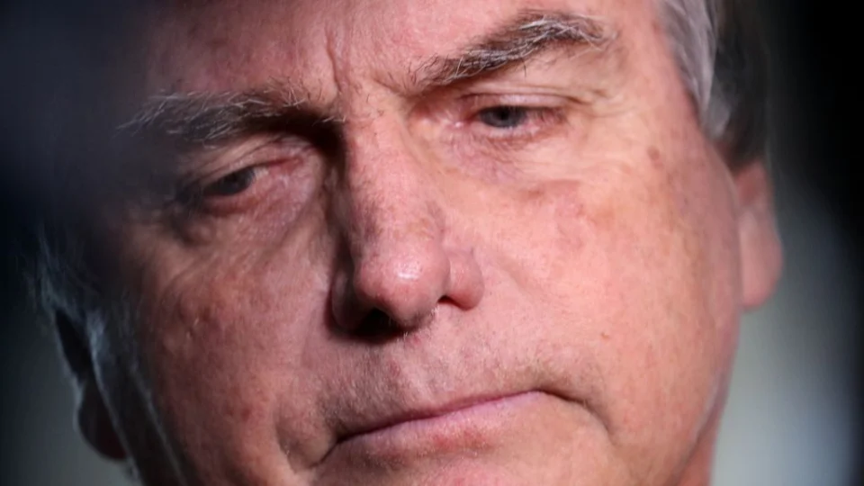 TSE começa a julgar recurso contra inelegibilidade de  Bolsonaro por 8 anos