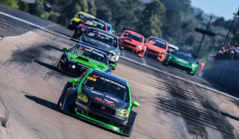 Pilotos gaúchos conquistam a terceira colocação no Super Turismo em Tarumã-RS