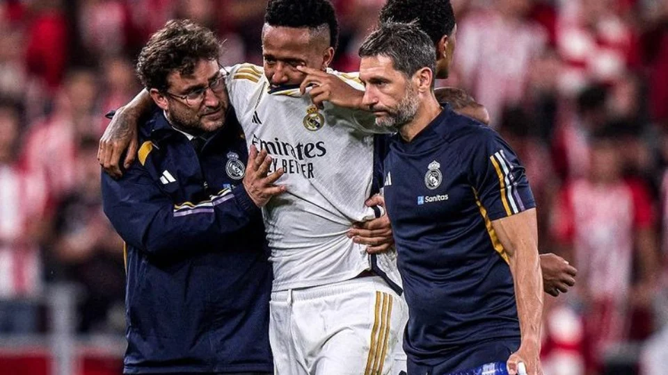 Militão tem lesão séria confirmada e pode perder temporada do Real Madrid