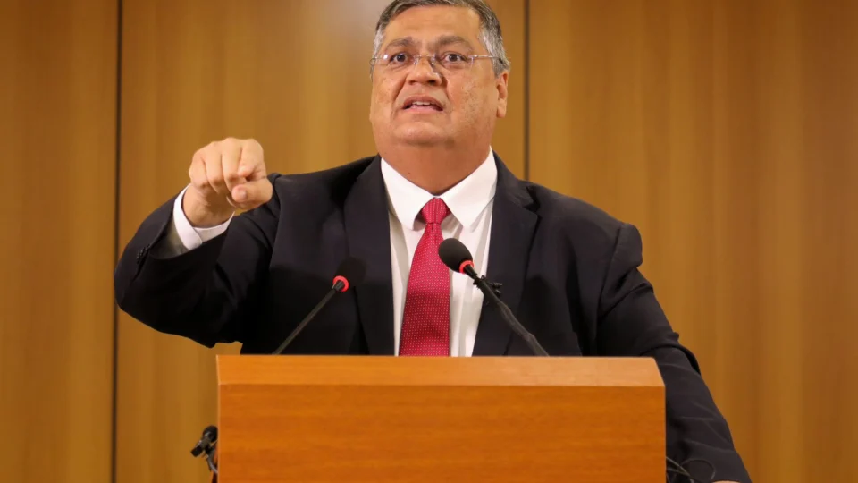 Ministro da Justiça demite 3 policiais ligados à morte de Genivaldo Santos￼