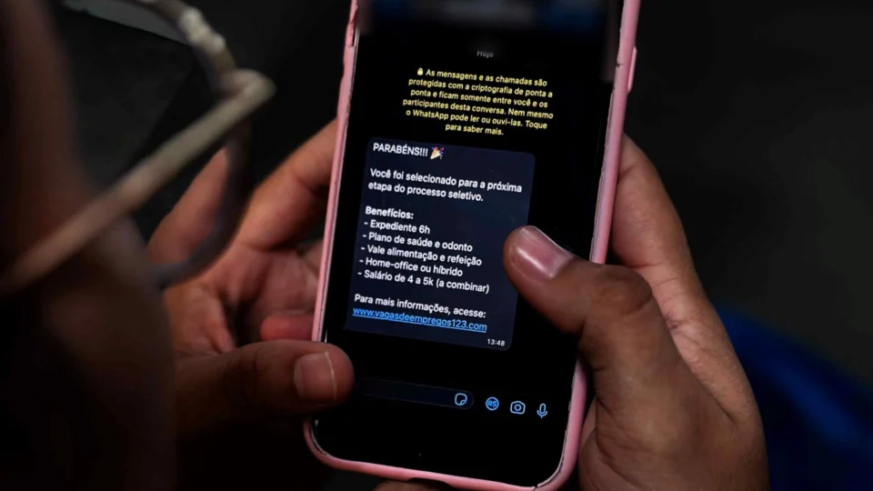 Polícia faz alerta sobre golpe de ofertas de vagas de emprego no AM