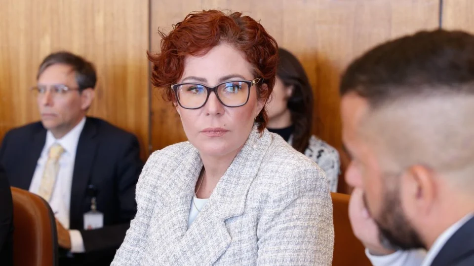 ‘Hacker da Vaza Jato’ exibe comprovante de R$ 40 mil como prova contra Zambelli