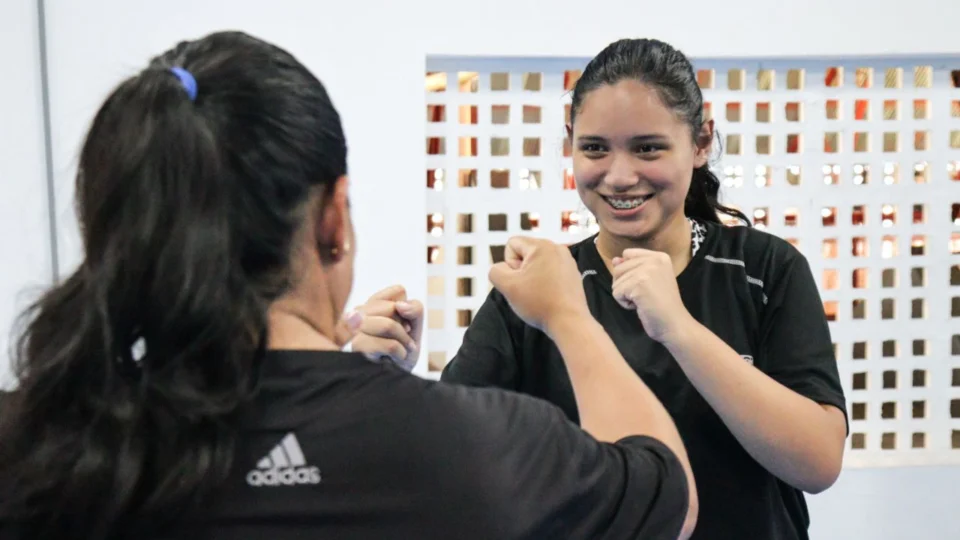 Sedel oferta curso gratuito de defesa pessoal feminina em Manaus