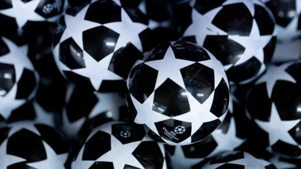 Vídeo: assista ao sorteio da fase de grupos da Champions League