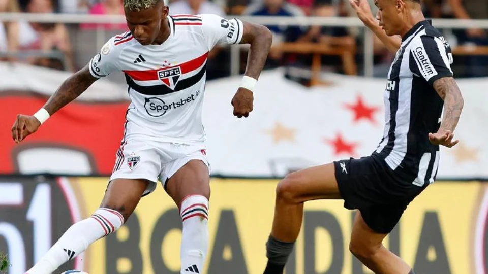 Brasileirão: São Paulo e Botafogo empatam sem gols no Morumbi