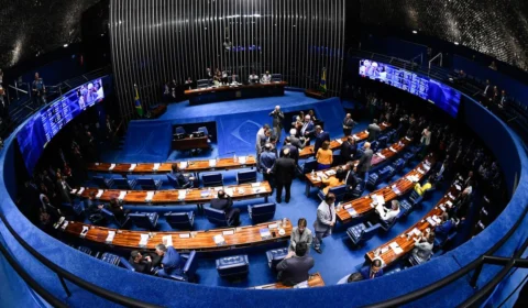 Senado define sessão com governadores sobre tributária para final de agosto
