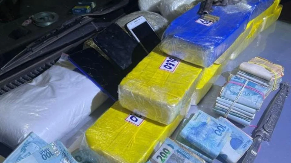 Tráfico de drogas: dupla é presa com 14kg de entorpecentes em Gurupi-TO
