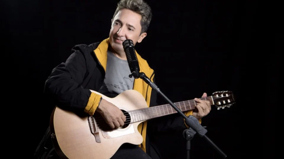 Manaus-AM recebe show gratuito de Tom Cleber neste domingo, 27; saiba mais