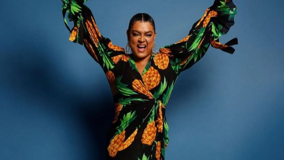 Preta Gil celebra aniversário ao lado do ex-marido, familiares e amigos