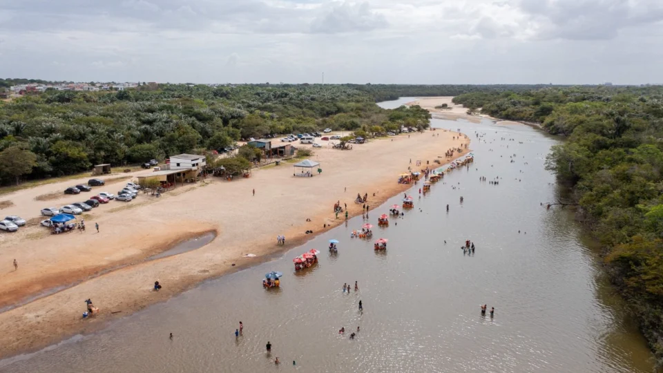 Defesa Civil orienta população sobre perigos em balneários de RR 