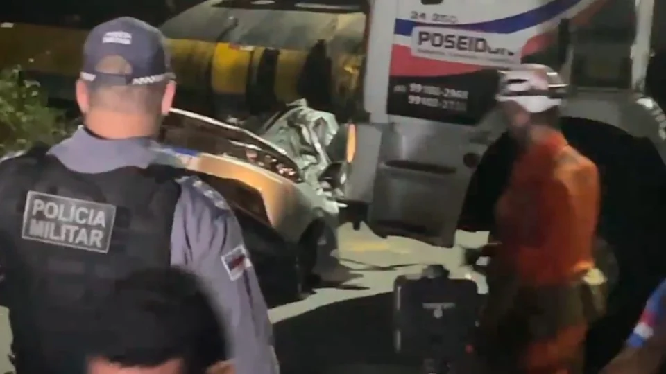 Caminhão tanque que tombou em Manaus-AM estava com irregularidades, diz IMMU