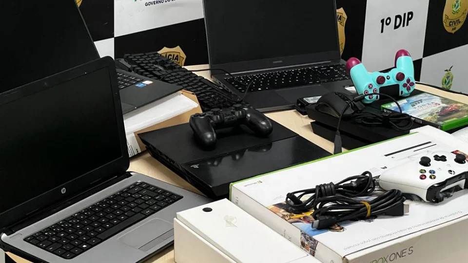 Pai e filho são suspeitos de aplicar golpes em sites de compra em Manaus