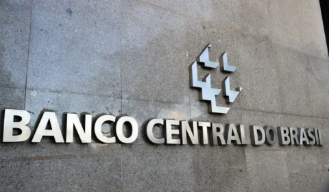 Banco Central reduz juros e taxa Selic cai para 13,25% ao ano