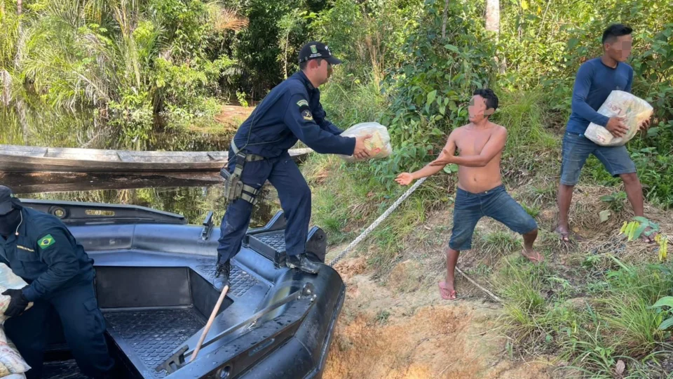 Comunidades indígenas recebem doação de 5,6 toneladas de alimentos em RR