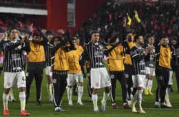 Sul-Americana: Corinthians derrota Estudiantes nos pênaltis e avança para a semifinal