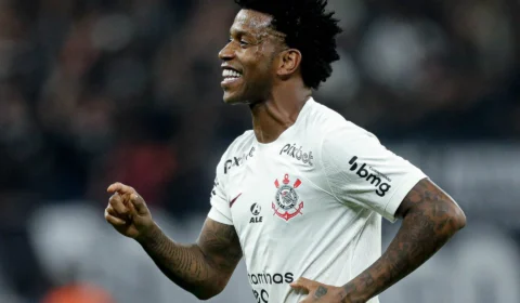 Sul-Americana: Corinthians vence Estudiantes e sai na frente por vaga na semi