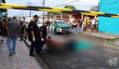 VÍDEO: homem é morto com 20 tiros ao deixar enteado na escola em Manaus