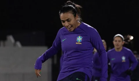 Marta prevê jogo nervoso e luta pela vaga nas oitavas da Copa do Mundo