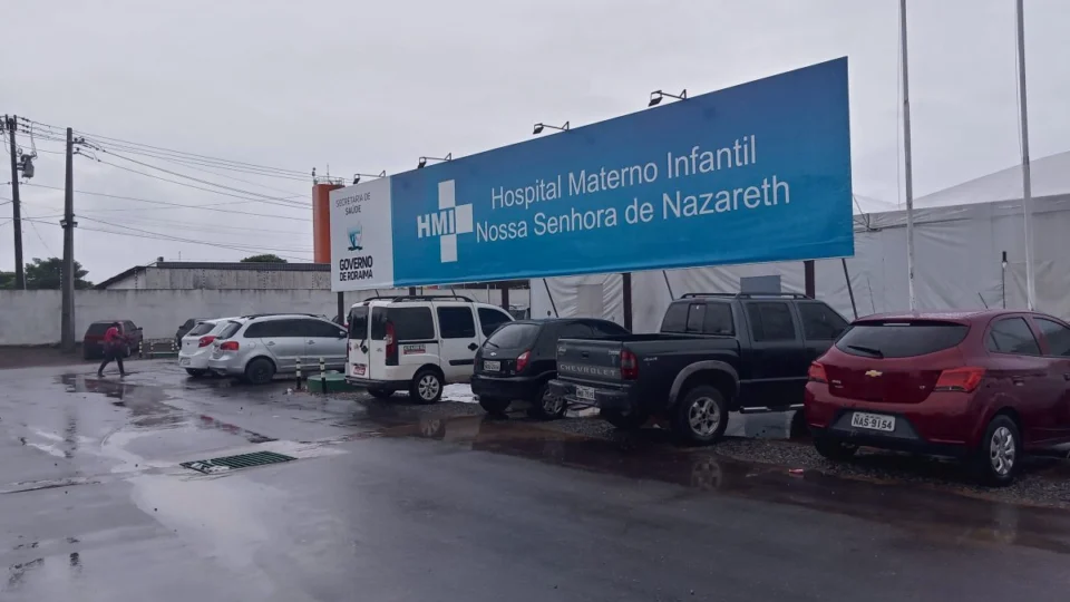 Mulher que teve intestino perfurado em maternidade de Roraima recebe alta