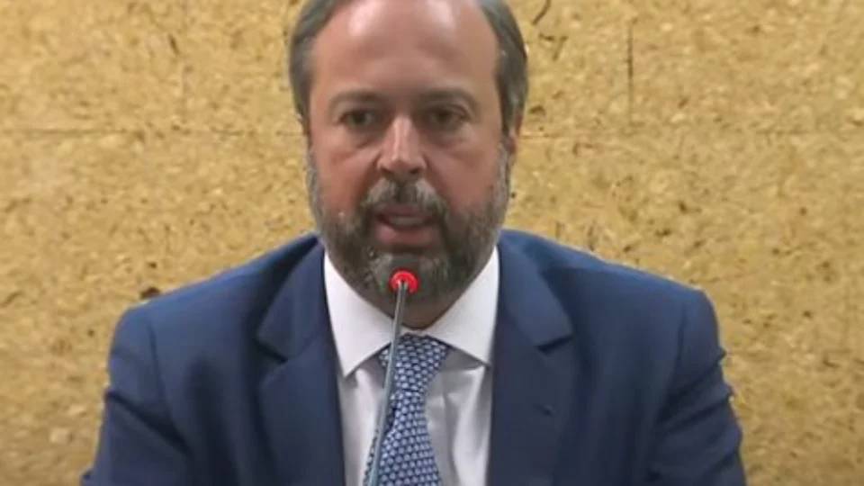 ‘Inesperada, grave e desagradável ocorrência’, diz ministro sobre apagão