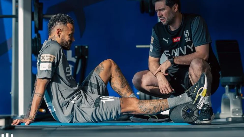 Eliminatórias: nome de Neymar na lista de convocados causa questionamentos