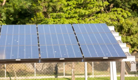 Energia solar recebeu investimentos de R$ 59,6 bi em 2023